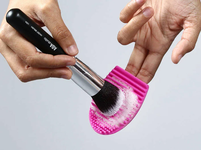 Cuidado de brochas, pinceles y esponjas de maquillaje