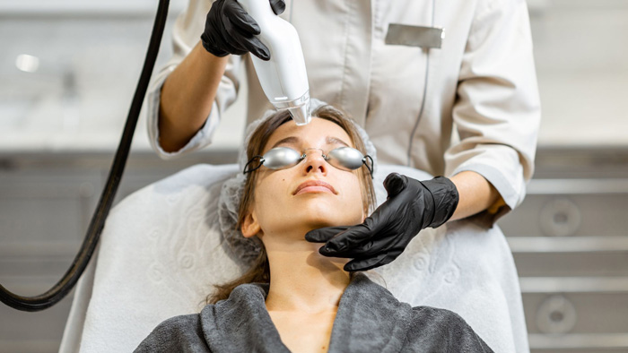 LASER FACIAL