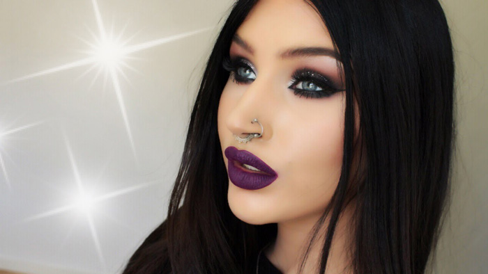 MAQUILLAJE DE LABIOS