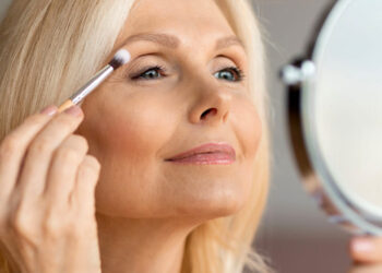 Maquillarse para estar más linda, no más vieja
