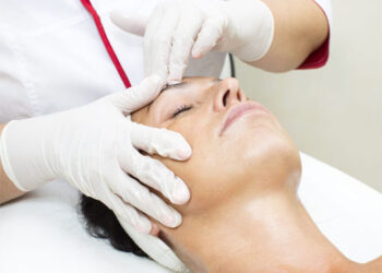 Tratamiento Fotoage: efecto lifting para una belleza inmediata