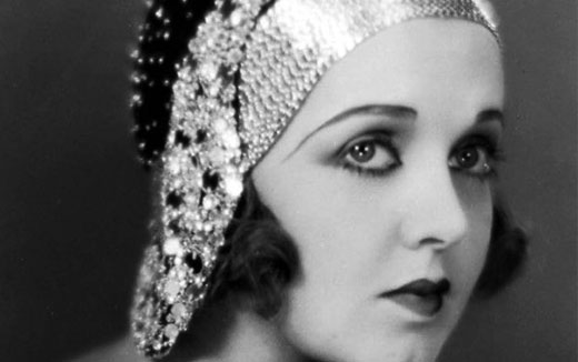 Así se maquillaban y peinaban las chicas de los años '20